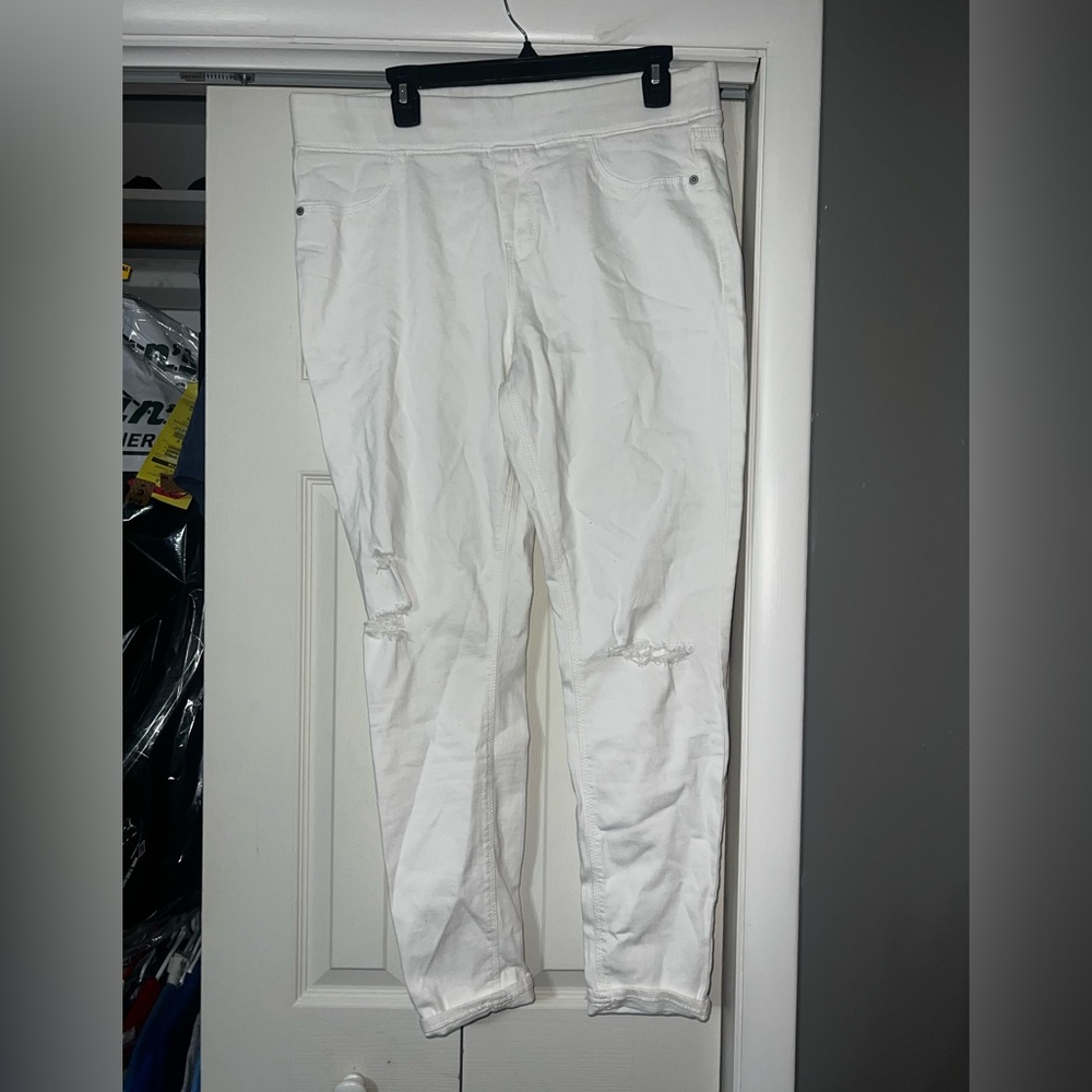Old navy white distressed rockstar jeans